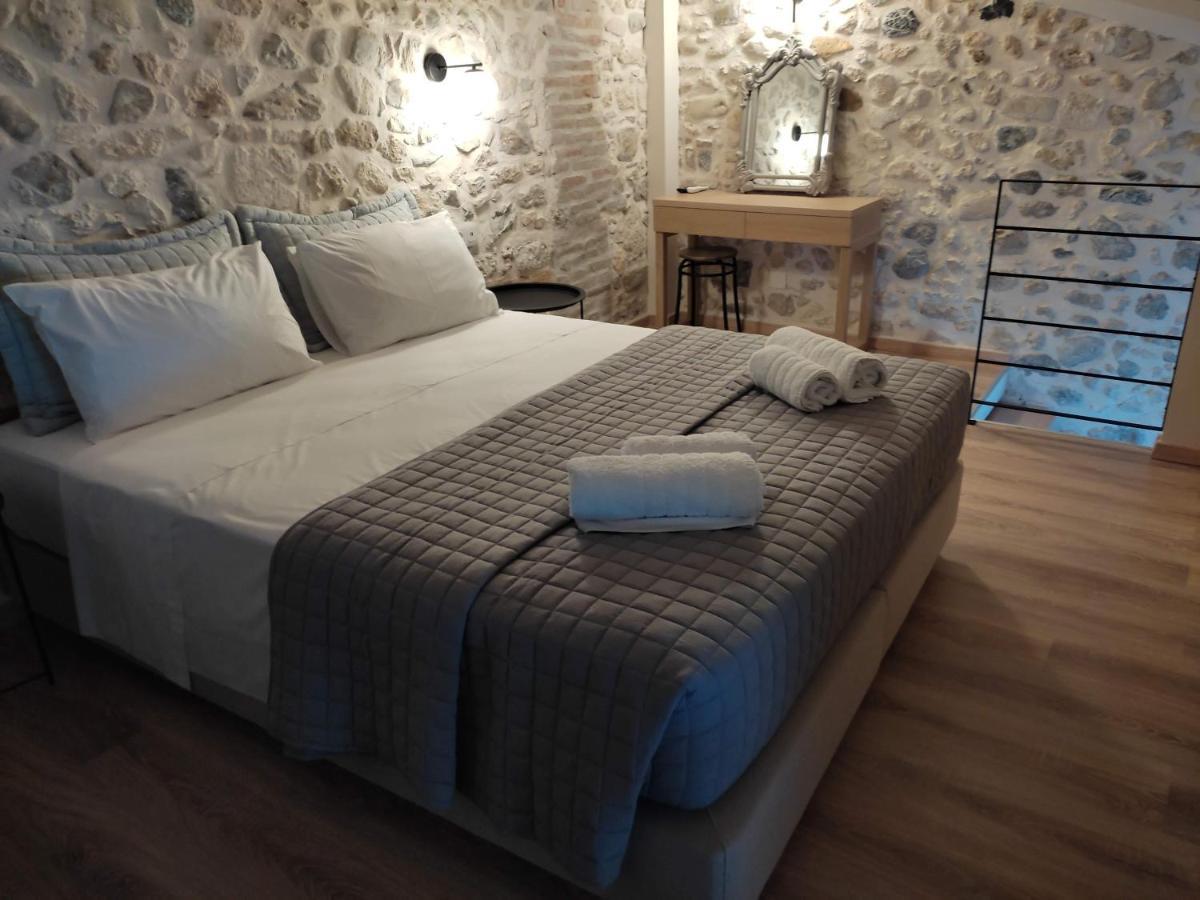 Loggia Traditional Suites Rethymno Quarto foto