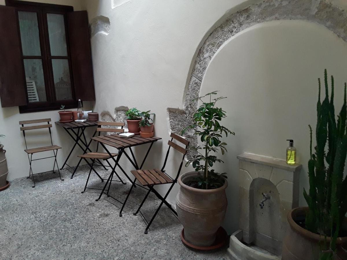 Loggia Traditional Suites Rethymno Exterior foto