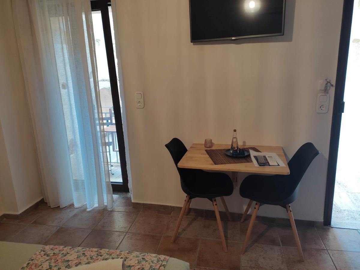 Loggia Traditional Suites Rethymno Exterior foto