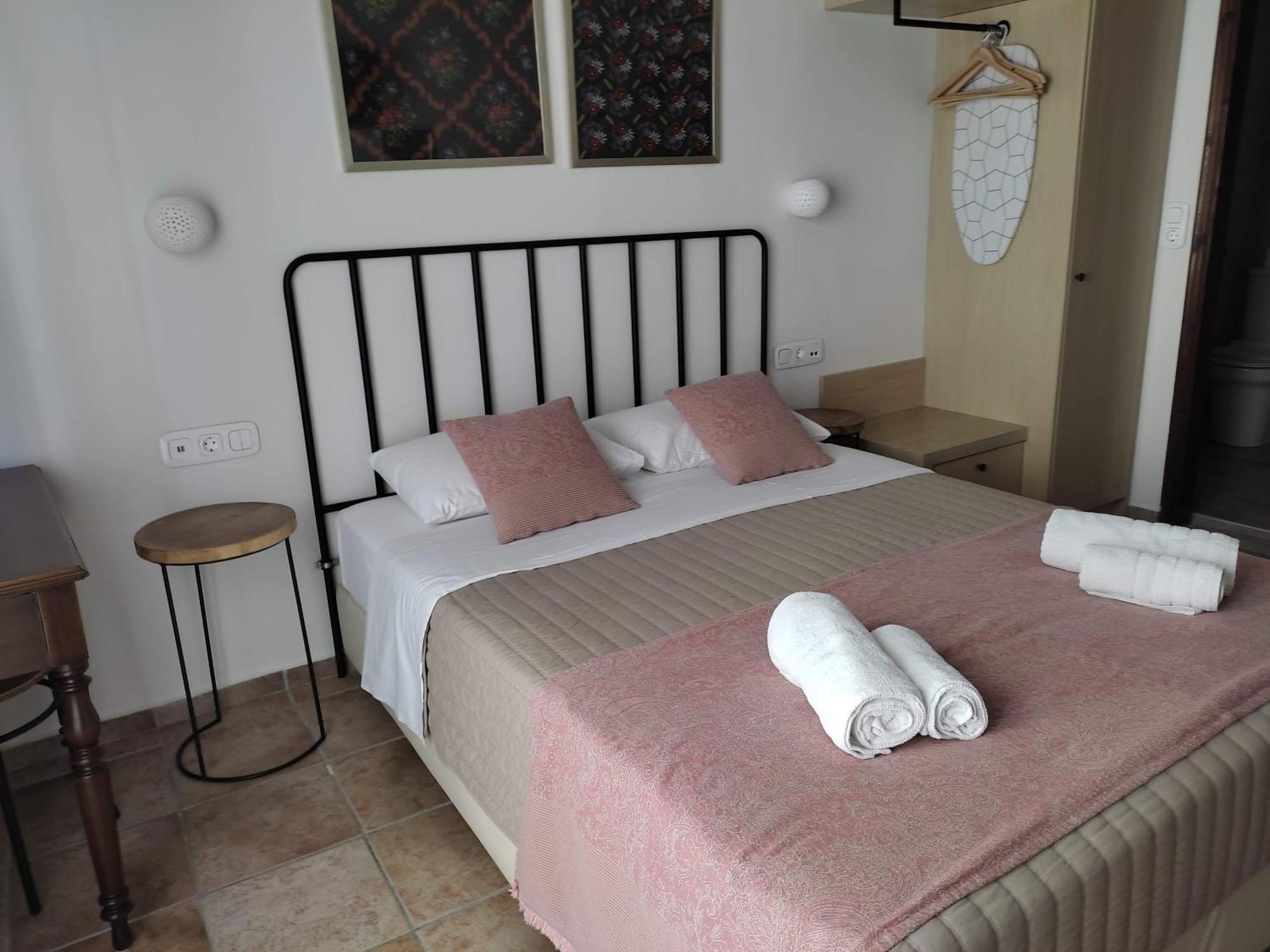 Loggia Traditional Suites Rethymno Quarto foto