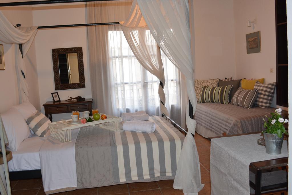 Loggia Traditional Suites Rethymno Exterior foto